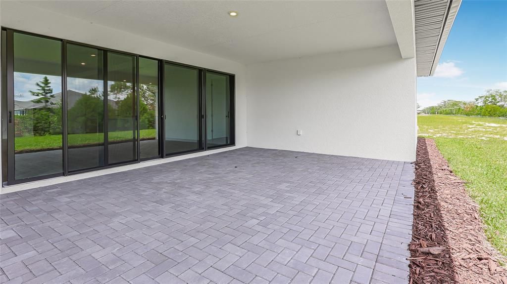 For Sale: $559,990 (3 beds, 3 baths, 2289 Square Feet)