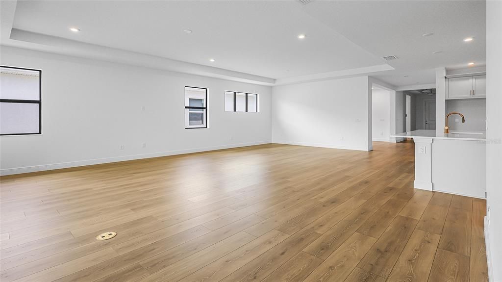 For Sale: $559,990 (3 beds, 3 baths, 2289 Square Feet)