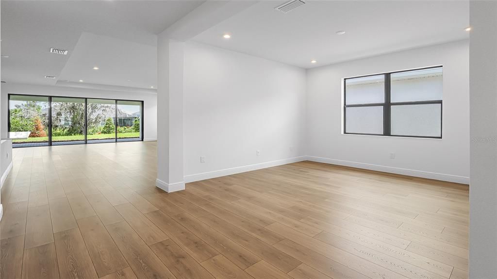 For Sale: $559,990 (3 beds, 3 baths, 2289 Square Feet)