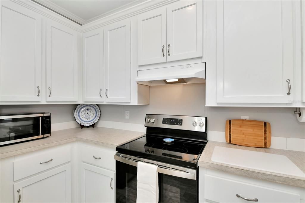 En Venta: $194,900 (2 camas, 2 baños, 930 Pies cuadrados)