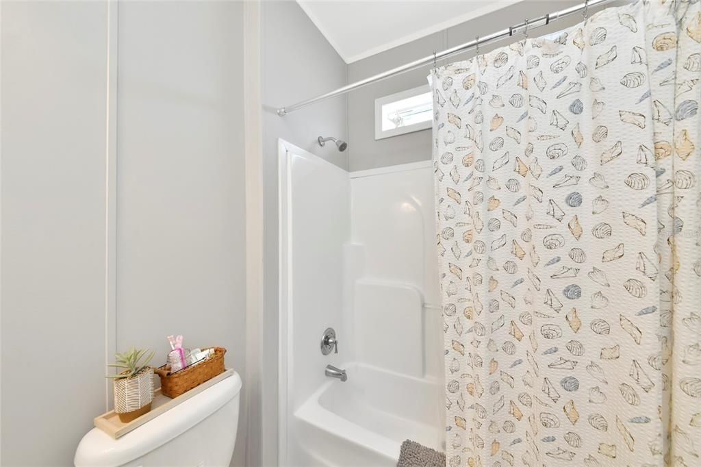 En Venta: $194,900 (2 camas, 2 baños, 930 Pies cuadrados)