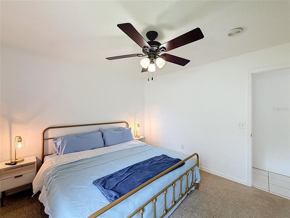 For Sale: $329,900 (3 beds, 2 baths, 1781 Square Feet)