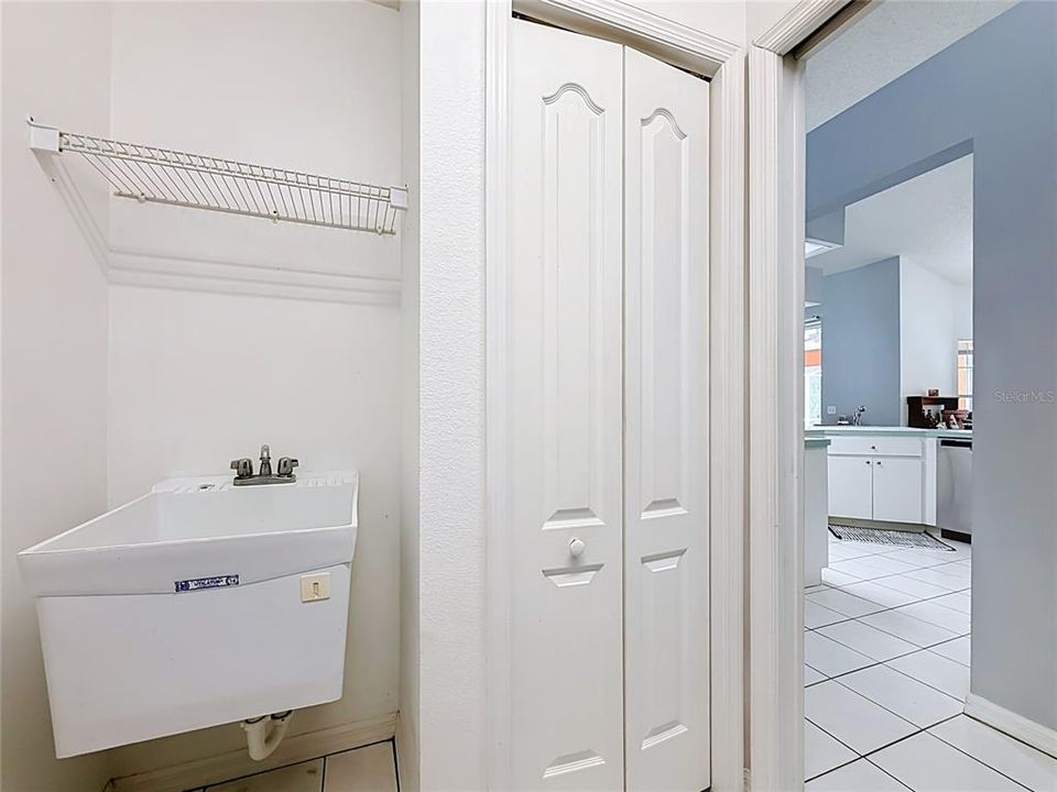 For Sale: $329,900 (3 beds, 2 baths, 1781 Square Feet)