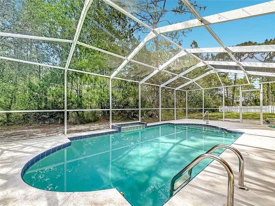 For Sale: $329,900 (3 beds, 2 baths, 1781 Square Feet)