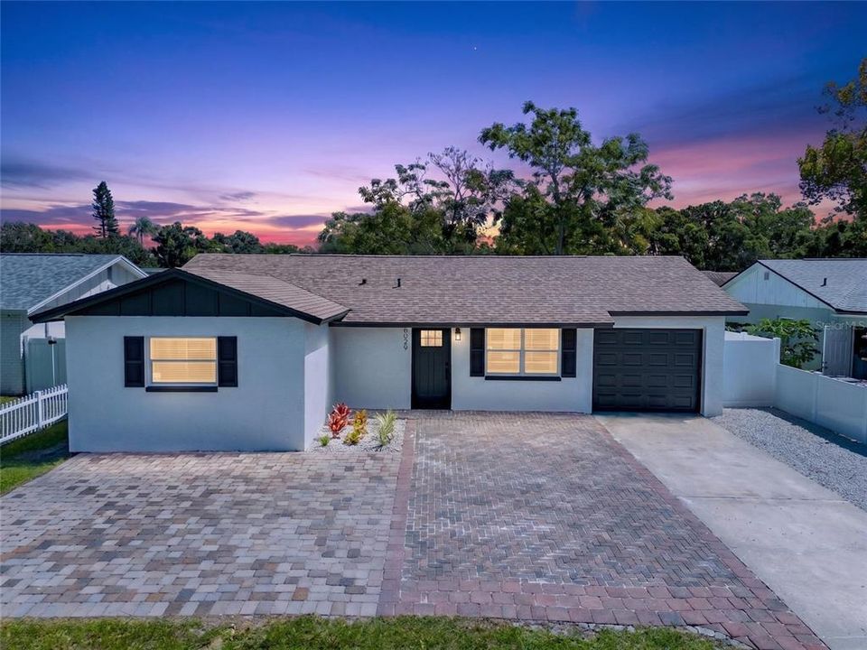 For Sale: $415,000 (3 beds, 2 baths, 1122 Square Feet)