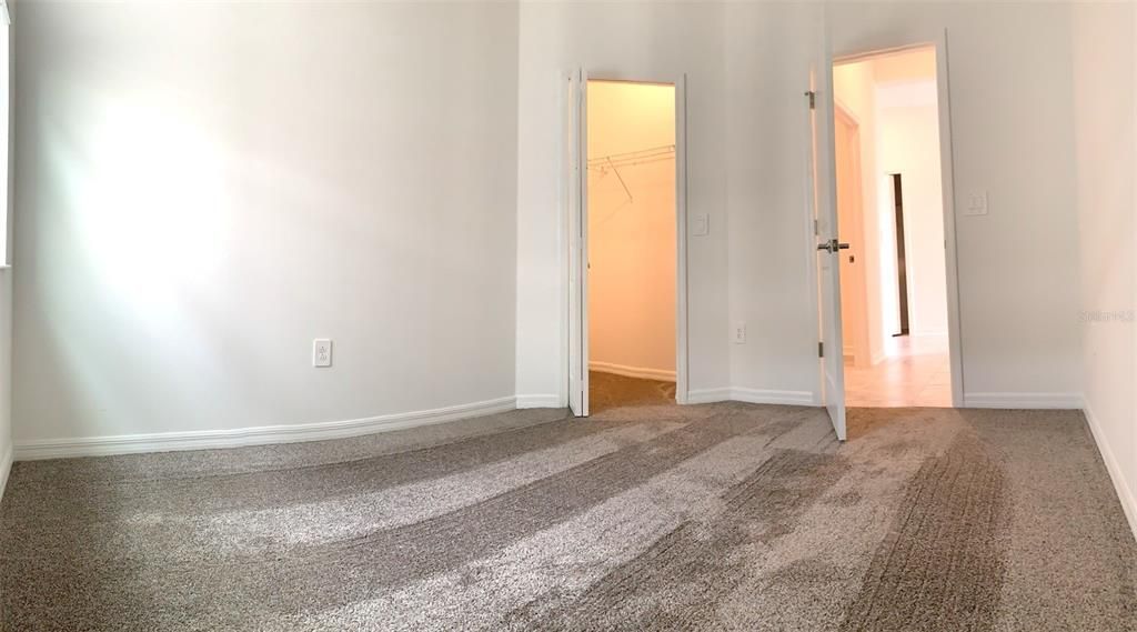 For Rent: $2,800 (4 beds, 2 baths, 1843 Square Feet)