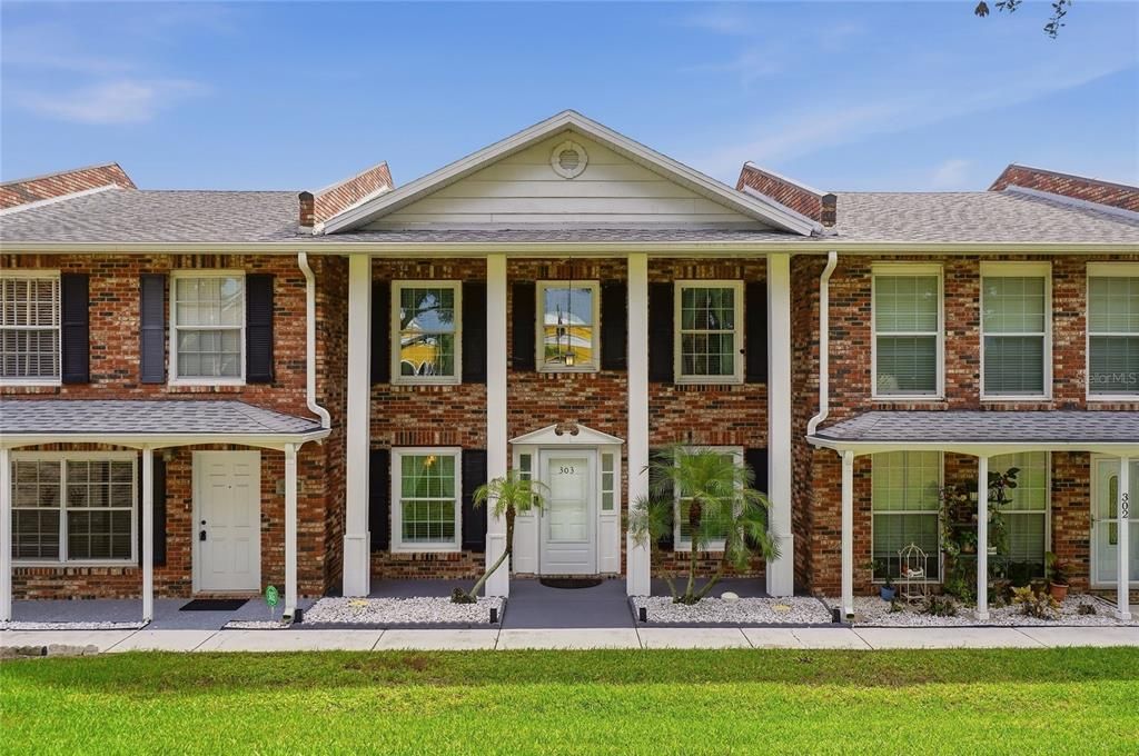 For Sale: $179,000 (3 beds, 2 baths, 1584 Square Feet)