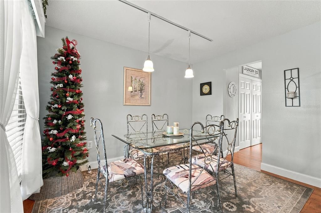 For Sale: $179,000 (3 beds, 2 baths, 1584 Square Feet)