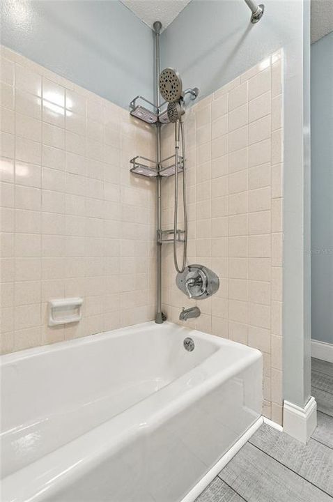 For Sale: $179,000 (3 beds, 2 baths, 1584 Square Feet)