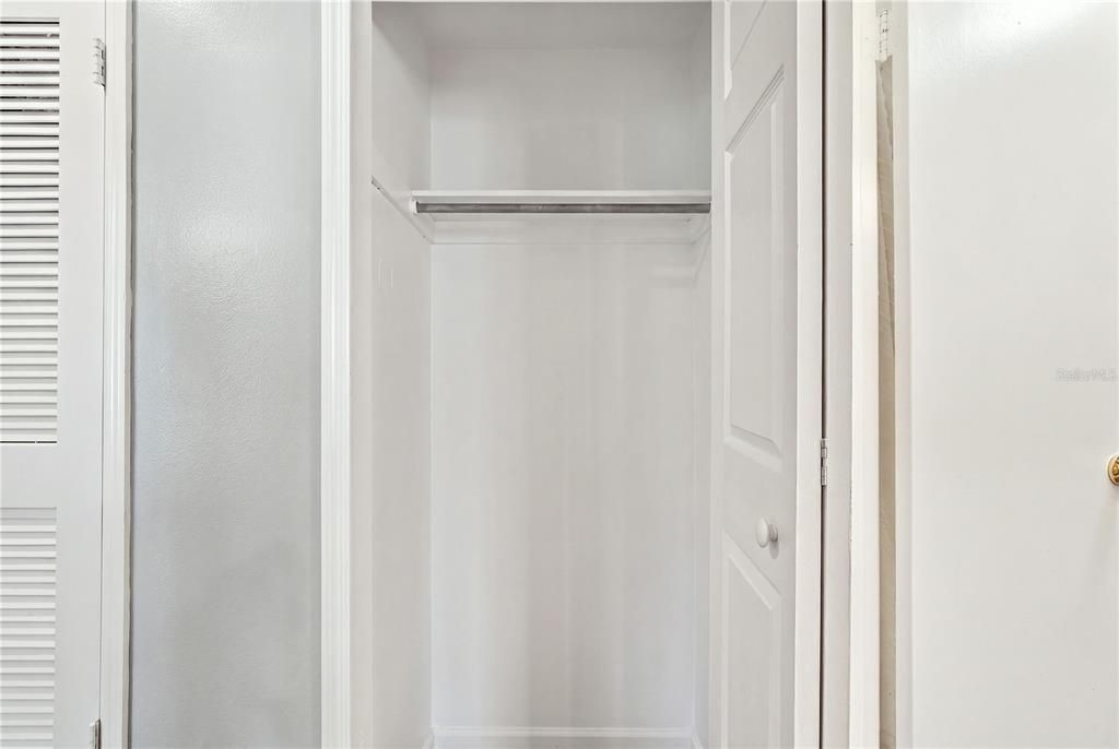 For Sale: $179,000 (3 beds, 2 baths, 1584 Square Feet)