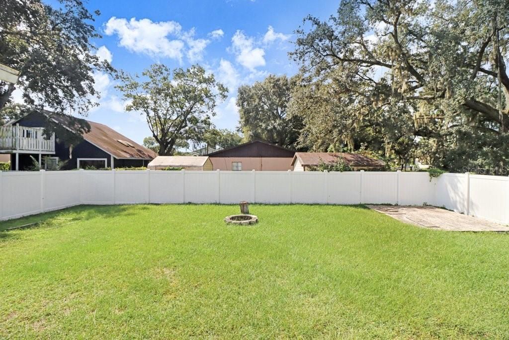 For Sale: $348,000 (3 beds, 2 baths, 1255 Square Feet)