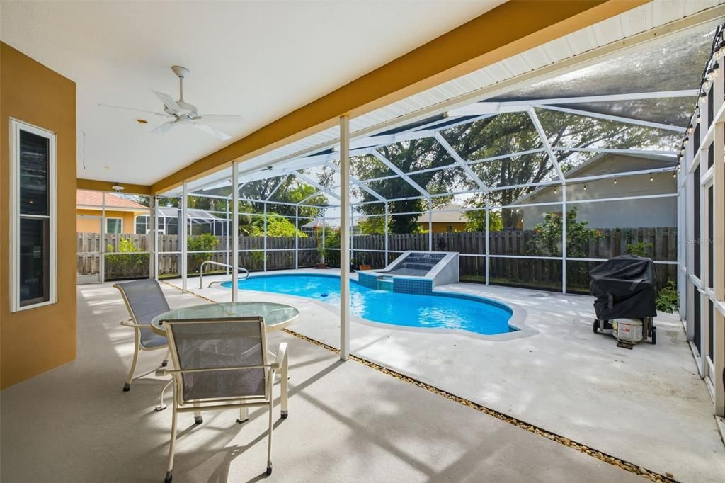 For Sale: $725,000 (3 beds, 2 baths, 2069 Square Feet)
