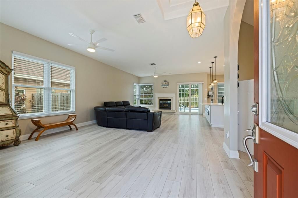 For Sale: $725,000 (3 beds, 2 baths, 2069 Square Feet)