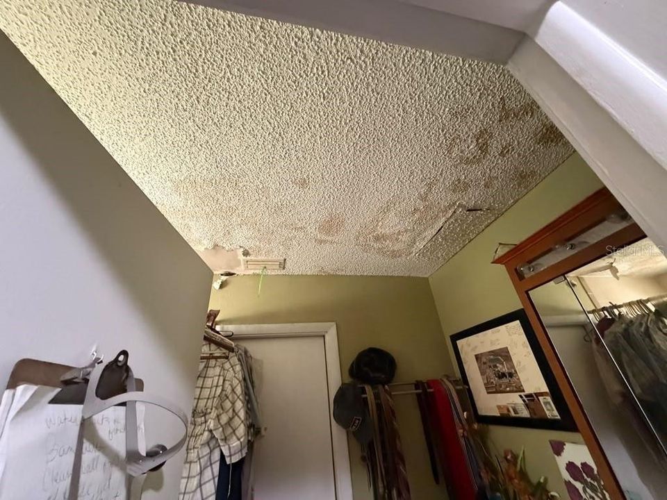 En Venta: $219,900 (2 camas, 2 baños, 1156 Pies cuadrados)