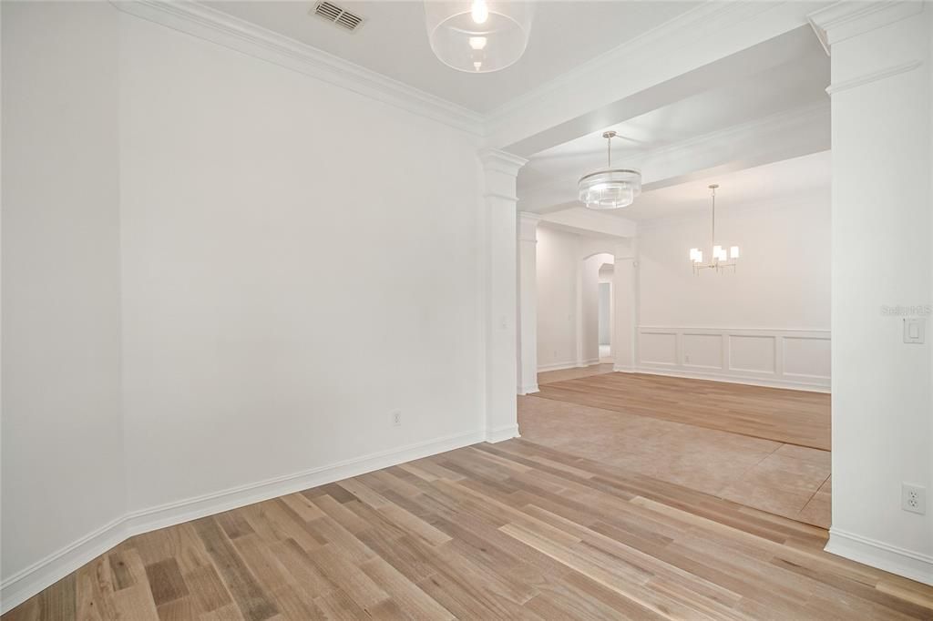 For Sale: $950,000 (4 beds, 4 baths, 3630 Square Feet)