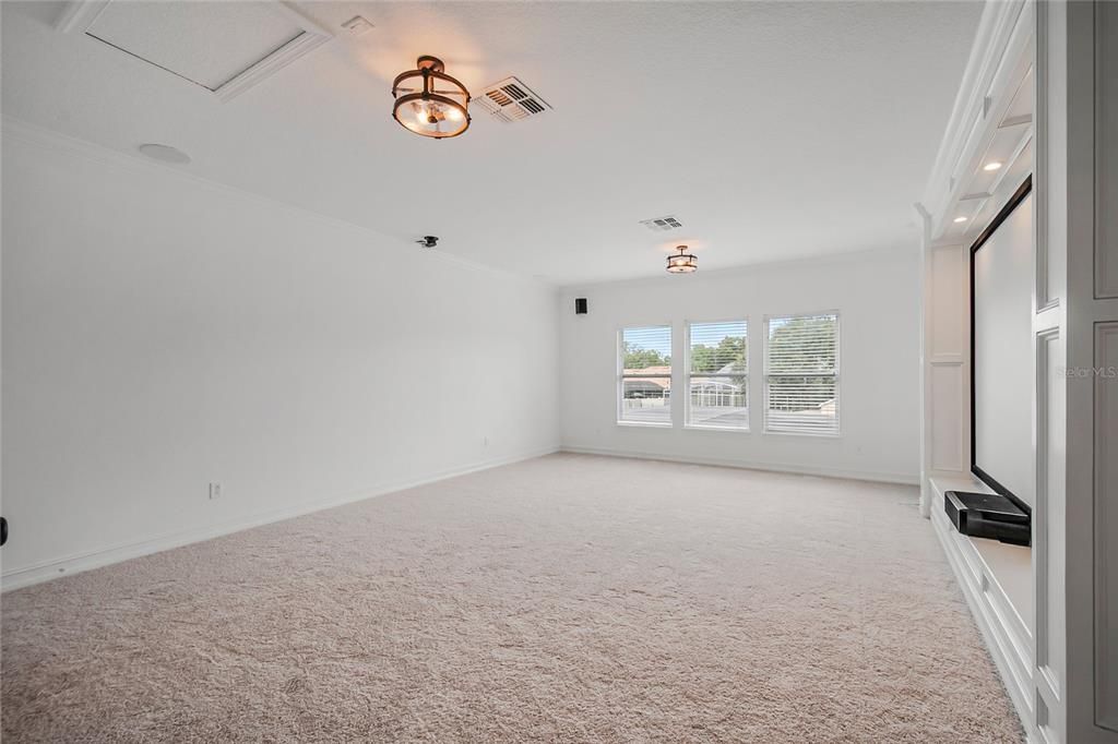 For Sale: $950,000 (4 beds, 4 baths, 3630 Square Feet)