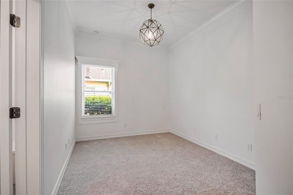 For Sale: $950,000 (4 beds, 4 baths, 3630 Square Feet)