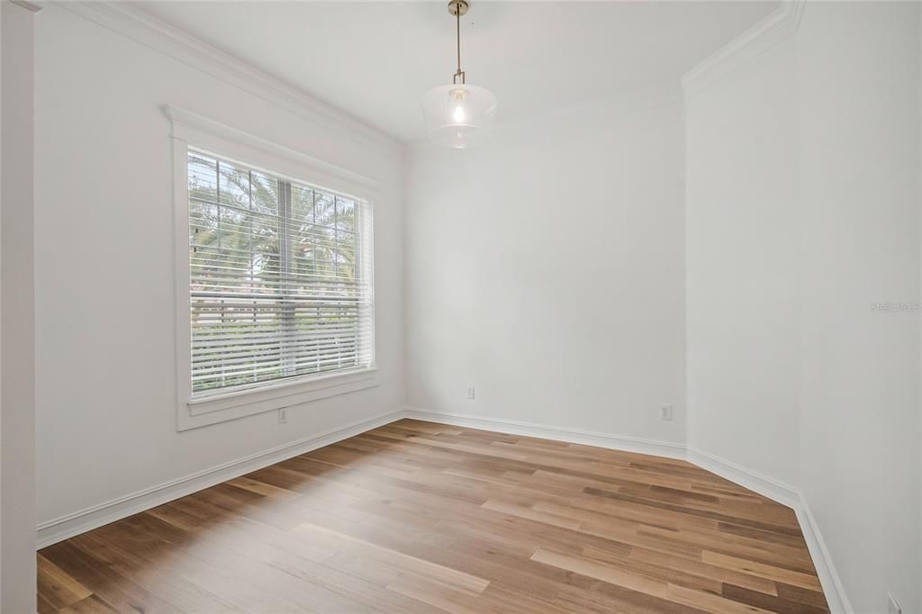 For Sale: $950,000 (4 beds, 4 baths, 3630 Square Feet)