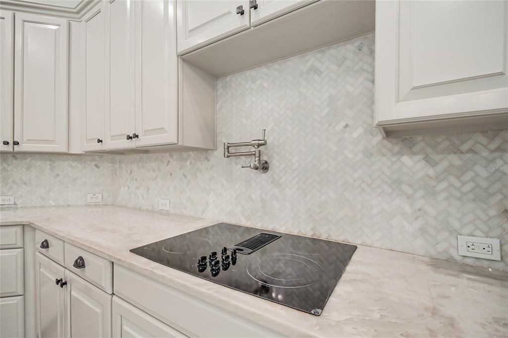 For Sale: $950,000 (4 beds, 4 baths, 3630 Square Feet)