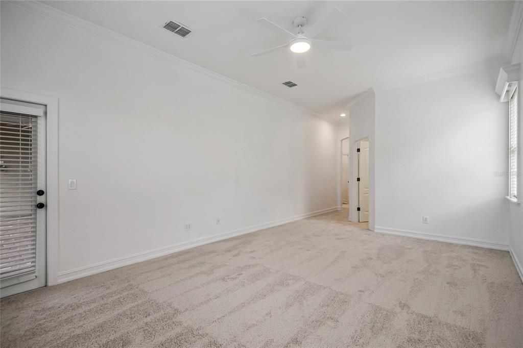 For Sale: $950,000 (4 beds, 4 baths, 3630 Square Feet)