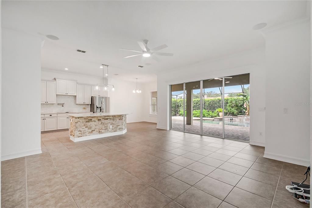 For Sale: $950,000 (4 beds, 4 baths, 3630 Square Feet)