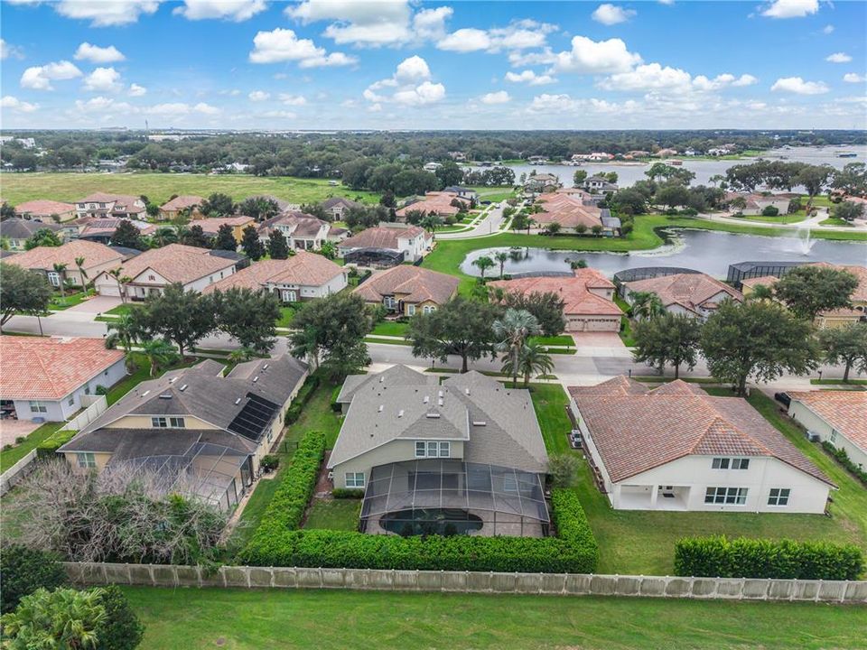 For Sale: $950,000 (4 beds, 4 baths, 3630 Square Feet)