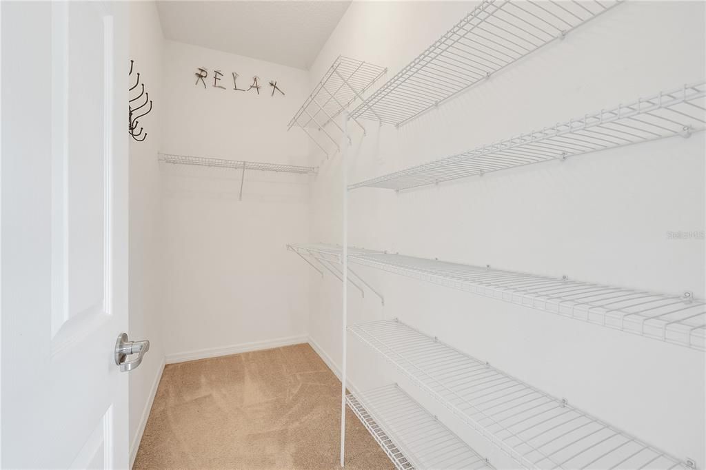For Sale: $489,000 (4 beds, 3 baths, 2001 Square Feet)