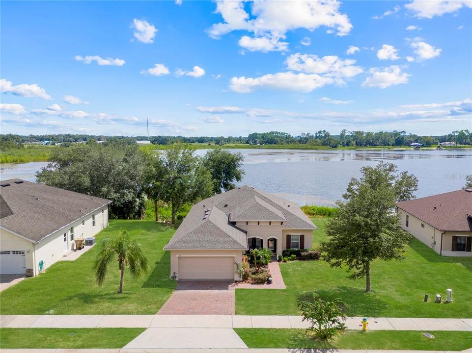 For Sale: $489,000 (4 beds, 3 baths, 2001 Square Feet)