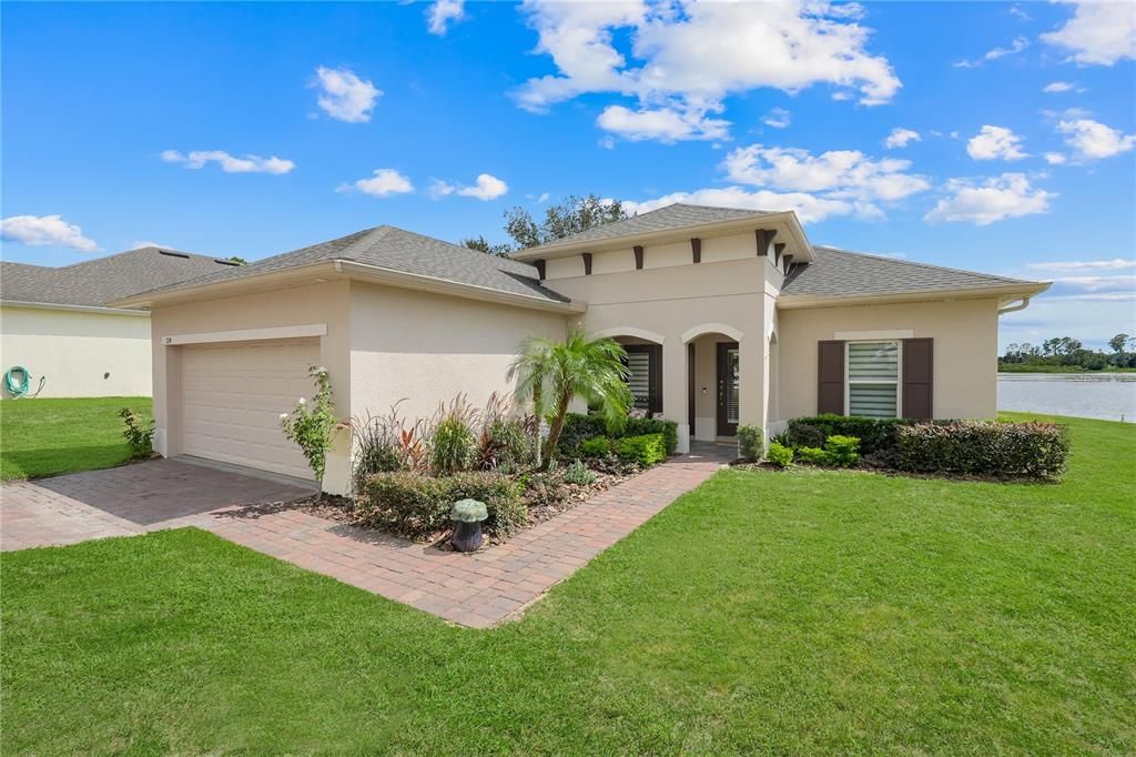 For Sale: $489,000 (4 beds, 3 baths, 2001 Square Feet)