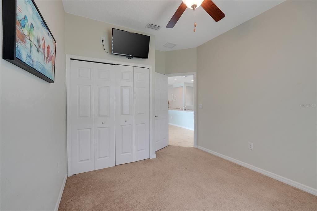 For Sale: $489,000 (4 beds, 3 baths, 2001 Square Feet)
