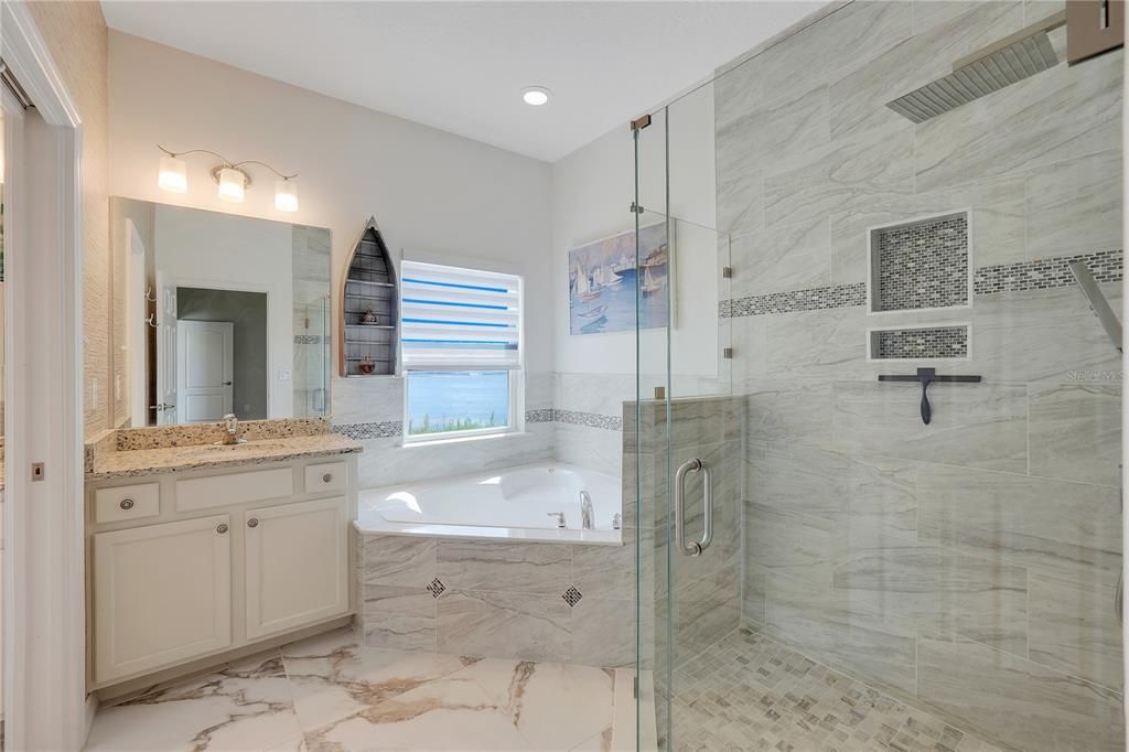 For Sale: $489,000 (4 beds, 3 baths, 2001 Square Feet)