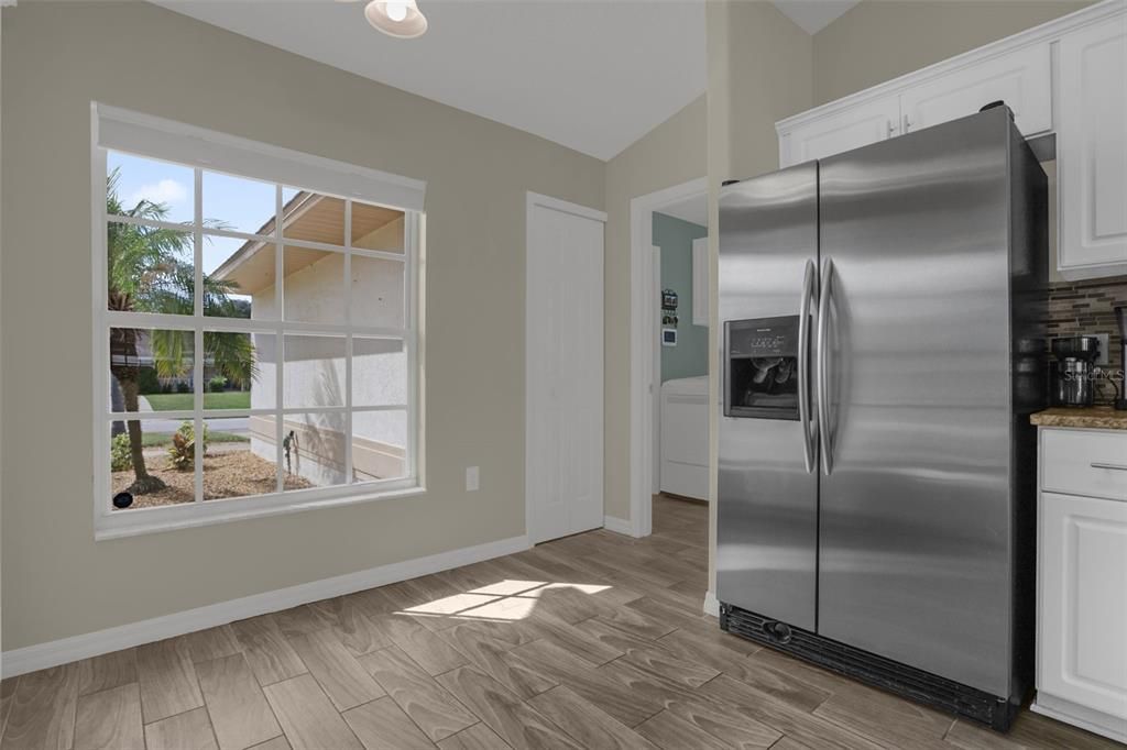 For Sale: $349,990 (3 beds, 2 baths, 1527 Square Feet)