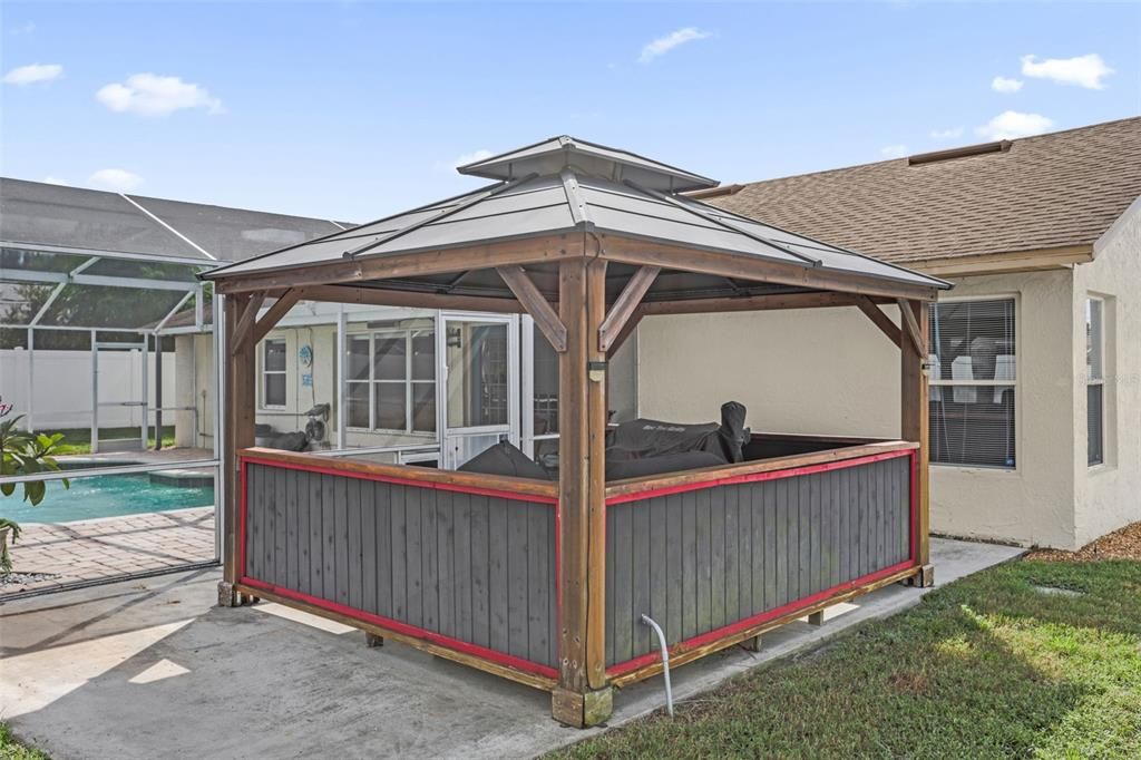 For Sale: $349,990 (3 beds, 2 baths, 1527 Square Feet)
