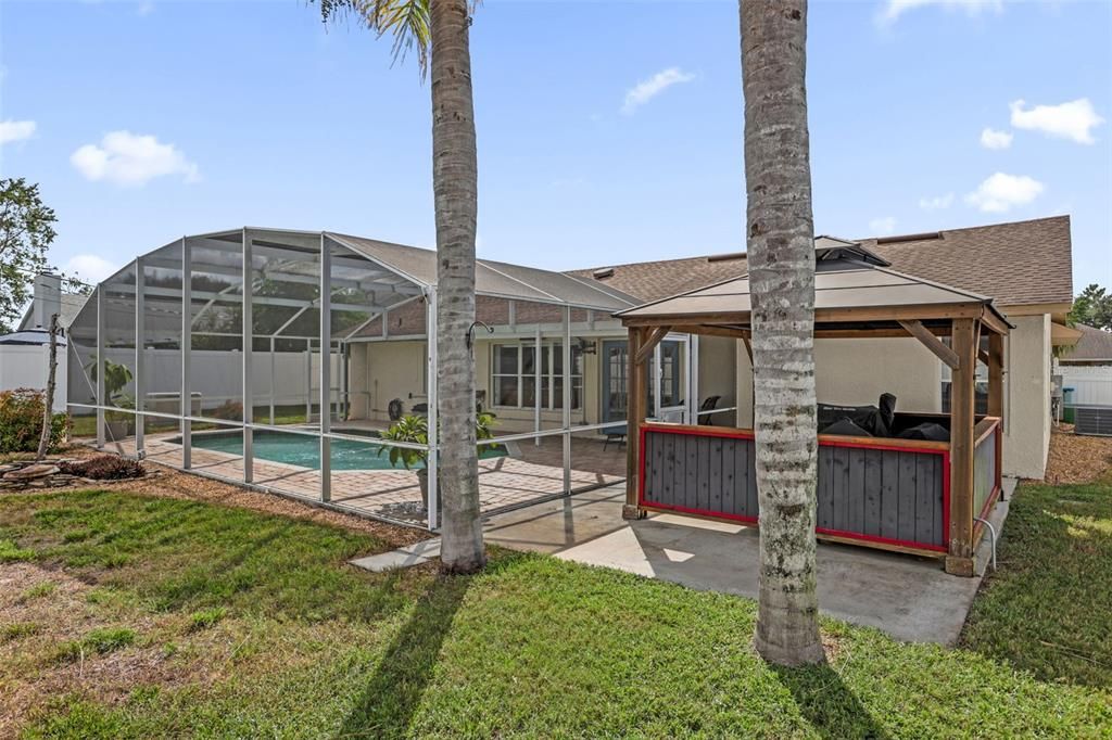 For Sale: $349,990 (3 beds, 2 baths, 1527 Square Feet)