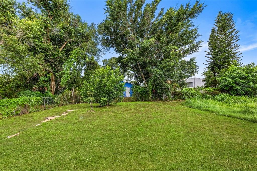 На продажу: $125,000 (2 спален, 1 ванн, 720 Квадратных фут)