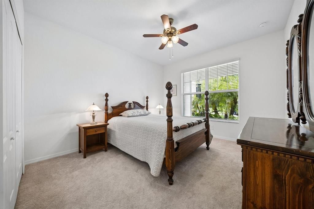 For Sale: $449,999 (2 beds, 2 baths, 1965 Square Feet)