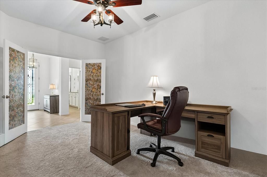 For Sale: $449,999 (2 beds, 2 baths, 1965 Square Feet)
