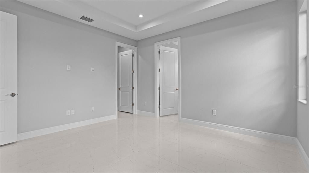For Sale: $499,990 (3 beds, 2 baths, 1703 Square Feet)