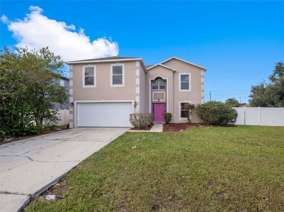 For Sale: $300,000 (4 beds, 2 baths, 2797 Square Feet)