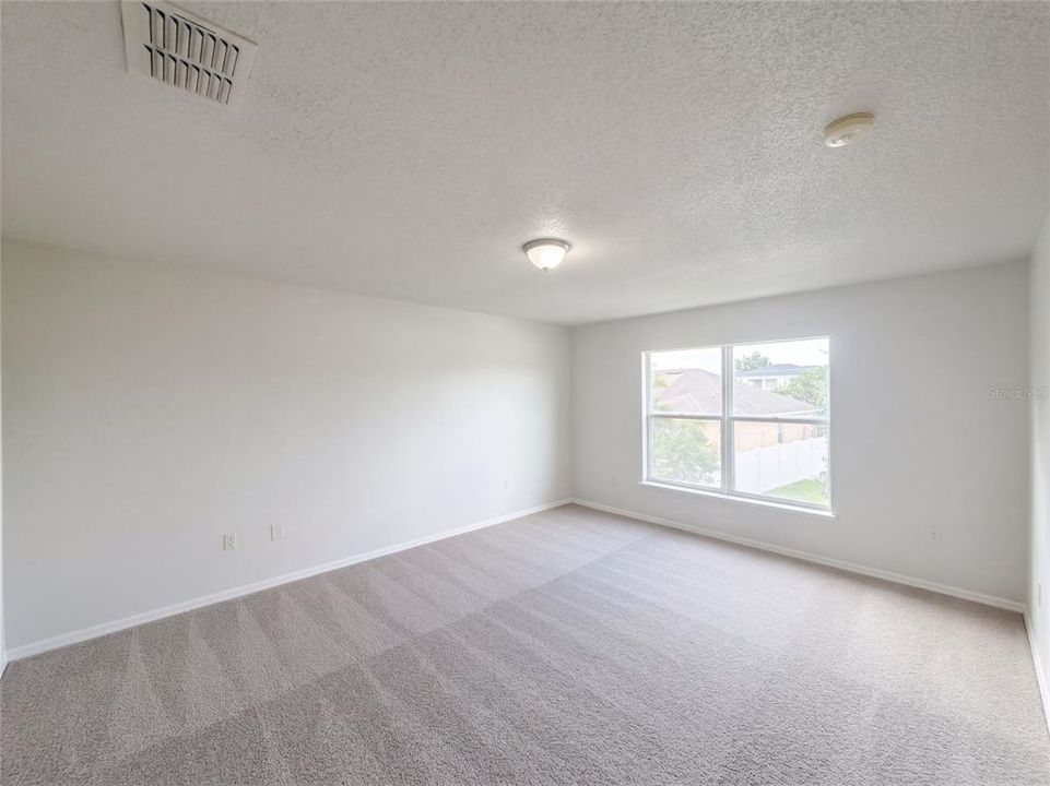 For Sale: $300,000 (4 beds, 2 baths, 2797 Square Feet)