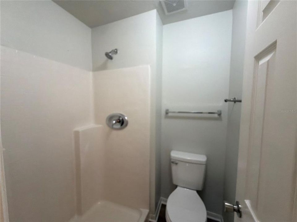 For Sale: $300,000 (4 beds, 2 baths, 2797 Square Feet)