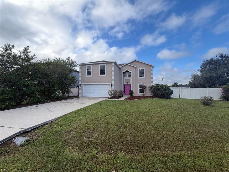 For Sale: $300,000 (4 beds, 2 baths, 2797 Square Feet)