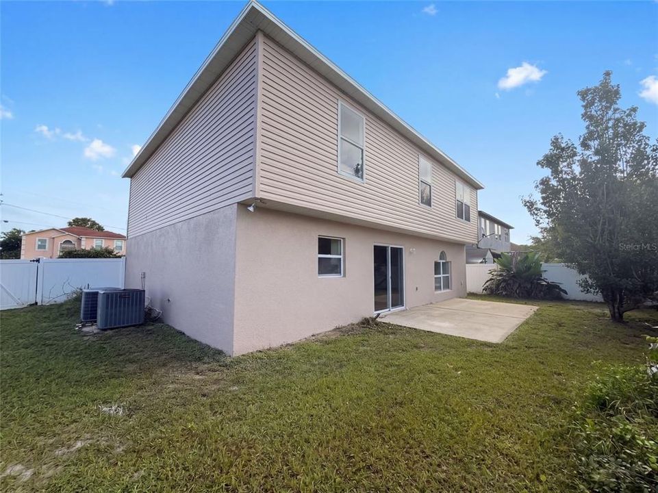 For Sale: $300,000 (4 beds, 2 baths, 2797 Square Feet)
