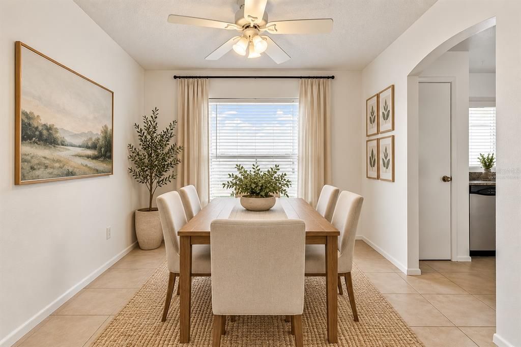 For Sale: $364,900 (3 beds, 2 baths, 1409 Square Feet)