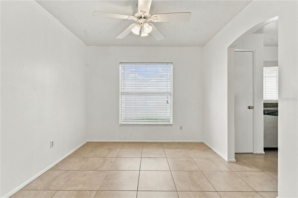 For Sale: $364,900 (3 beds, 2 baths, 1409 Square Feet)