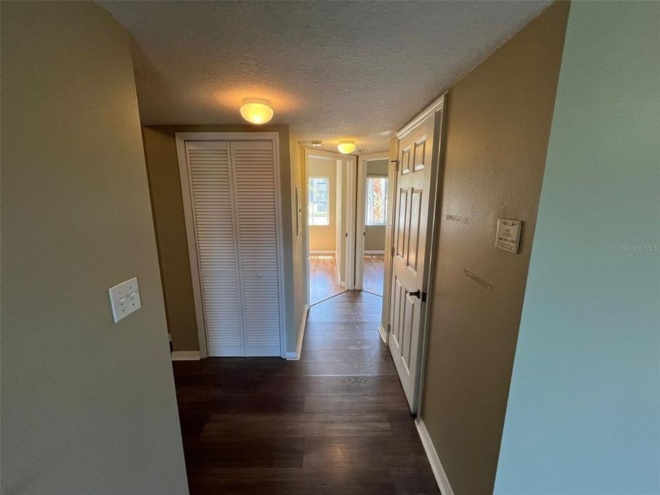 For Rent: $1,800 (3 beds, 2 baths, 1200 Square Feet)