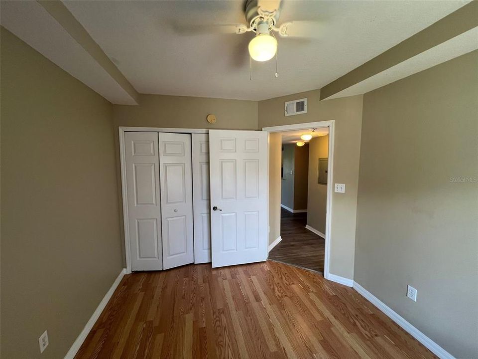 For Rent: $1,800 (3 beds, 2 baths, 1200 Square Feet)