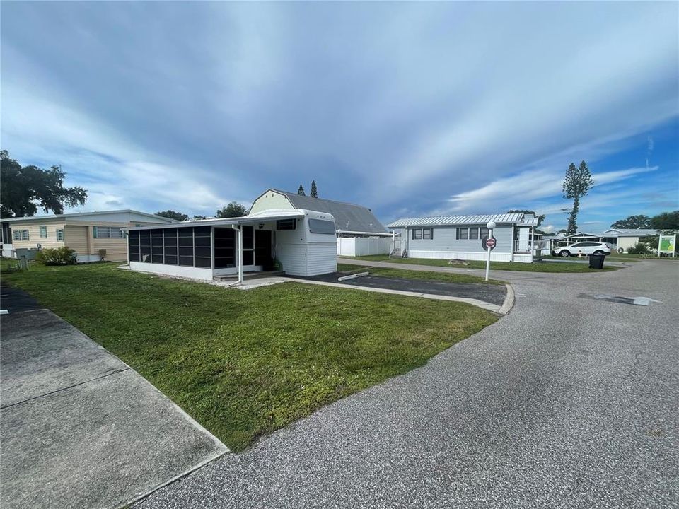 待售: $33,900 (0.06 acres)