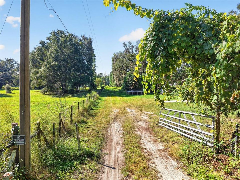 En Venta: $357,000 (17.34 acres)