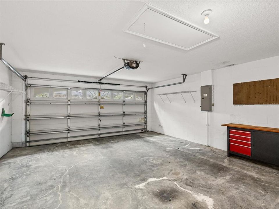 En Venta: $249,000 (3 camas, 2 baños, 1632 Pies cuadrados)